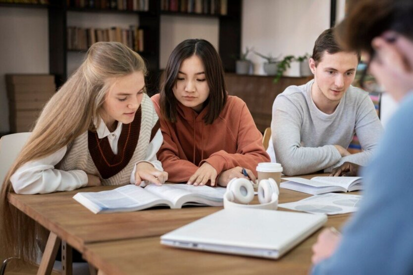 Students with grants for studying