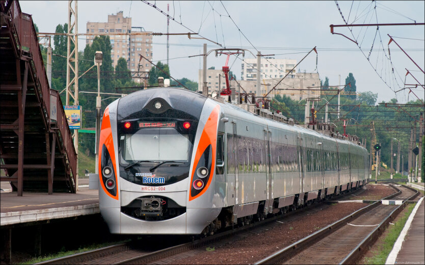 South Korea funds purchase of Hyundai trains for Ukraine