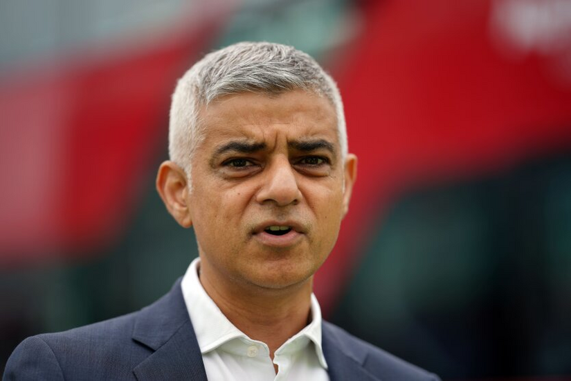 London Mayor urges confiscation of assets of Russian businessmen