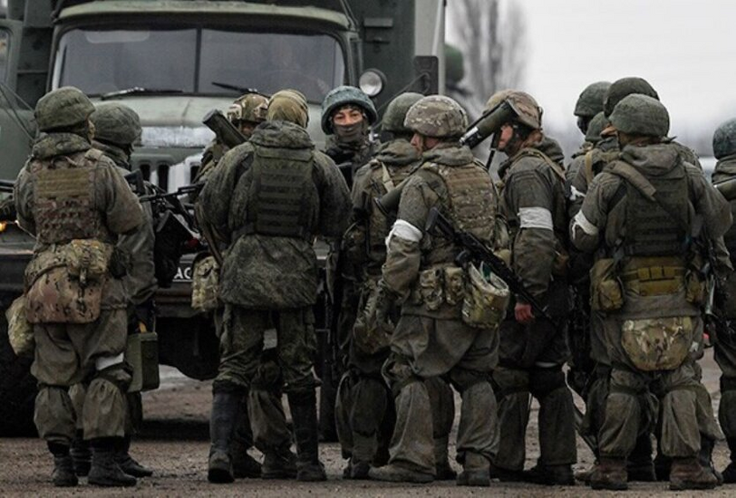 Russian troops in Toretsk