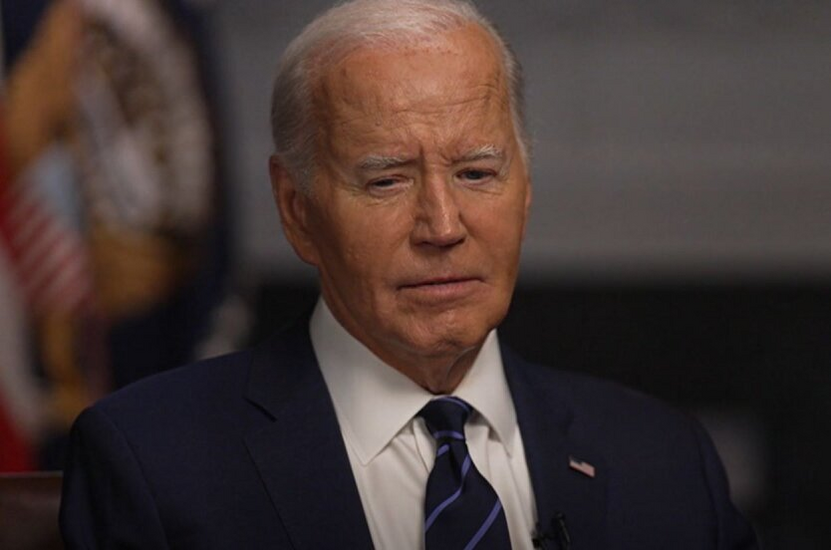 Biden amidst Ukrainian flags at UN