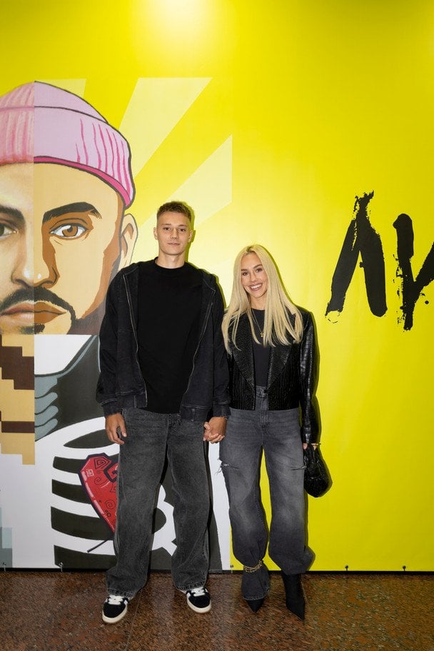 Blogger Dasha Kvitkova Jokes About Age Gap with Footballer Fiancé Volodymyr Brazhko