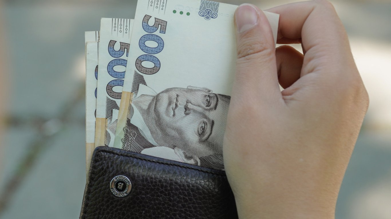 Зарплата в торговле табаком и алкоголем