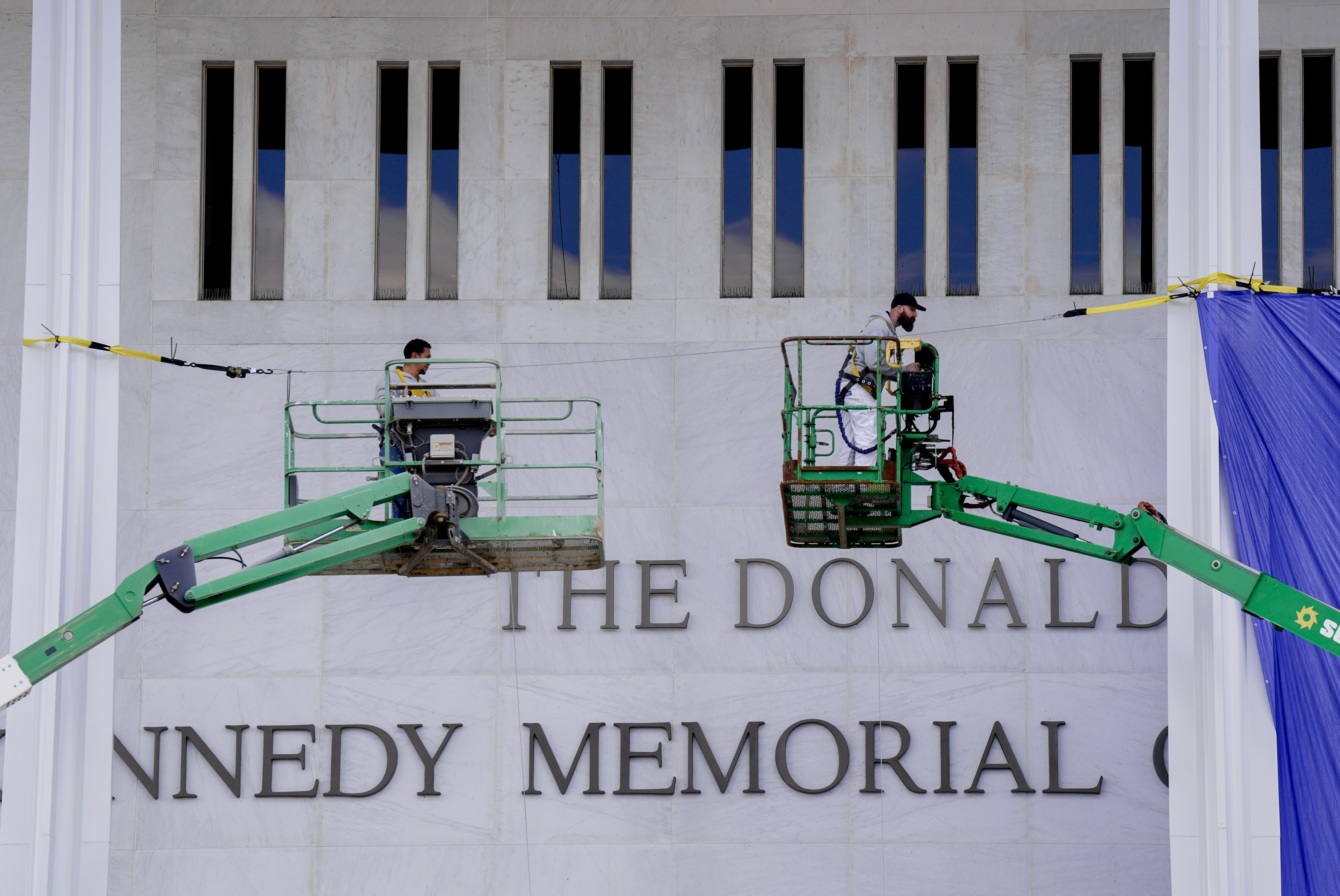 Waszyngton w przebudowie: kontrowersje wokół wyburzenia Białego Domu i nowych projektów Donalda Trumpa