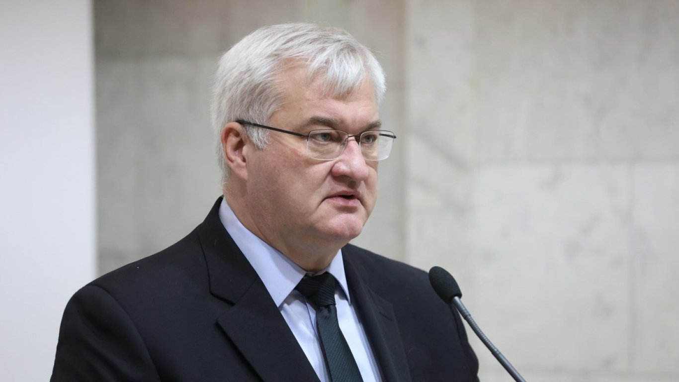 Уряд розірвав 116 угод із РФ