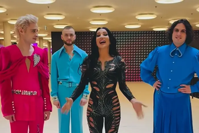 The representative of Poland at Eurovision sang with the band Ziferblat (video)