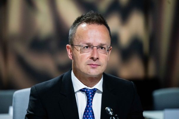Ungarn legt EU-Sanktionen auf Eis: Öltransit durch Ukraine als Bedingung