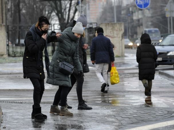 В Харьковской области объявлен «желтый» уровень опасности из-за гололеда
