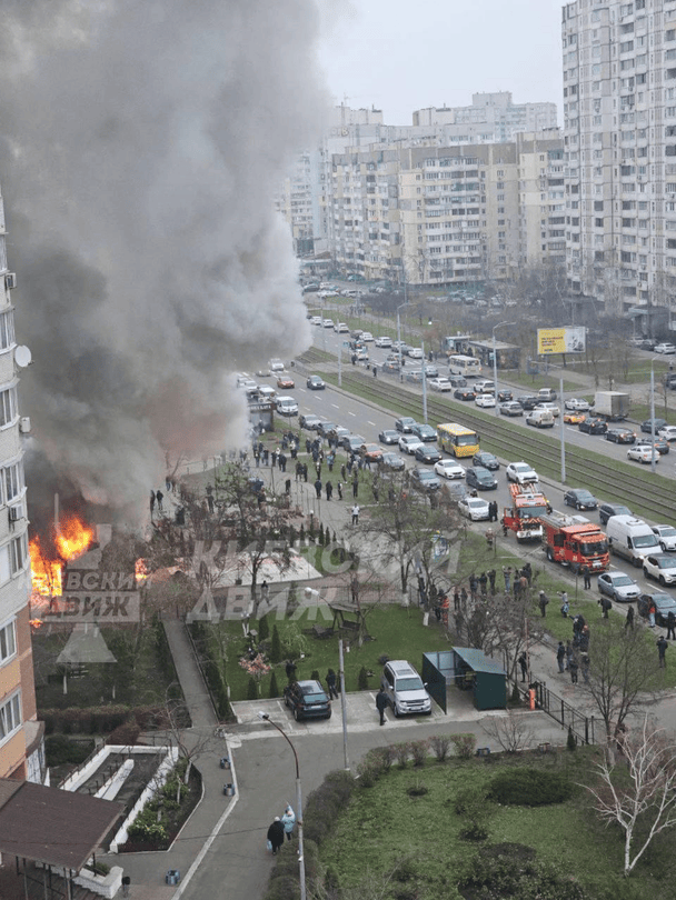 Взрыв газового баллона в кафе в Киеве: Что известно о пожаре в Позняках
