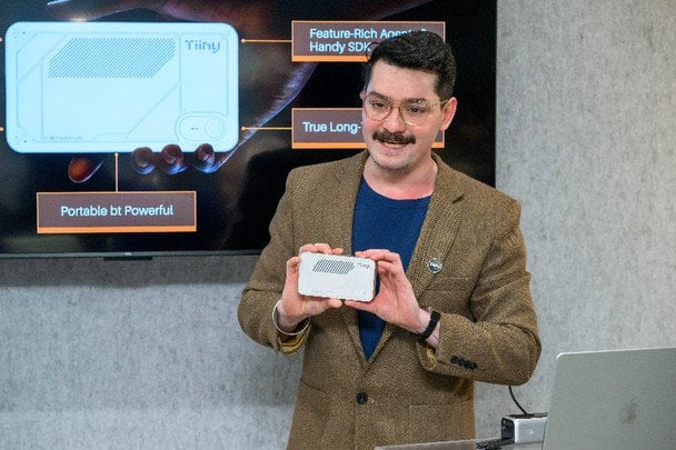 Guinness World Records: The world's smallest AI supercomputer has been presented