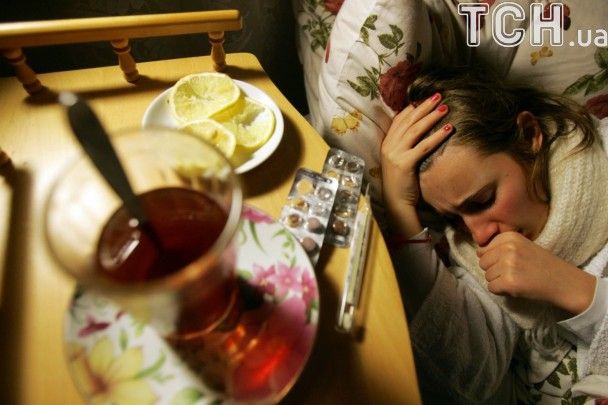 Nowy szczep grypy H3N2 atakuje USA: dlaczego starsze osoby są narażone
