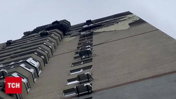 Скидання води з тепломереж Києва