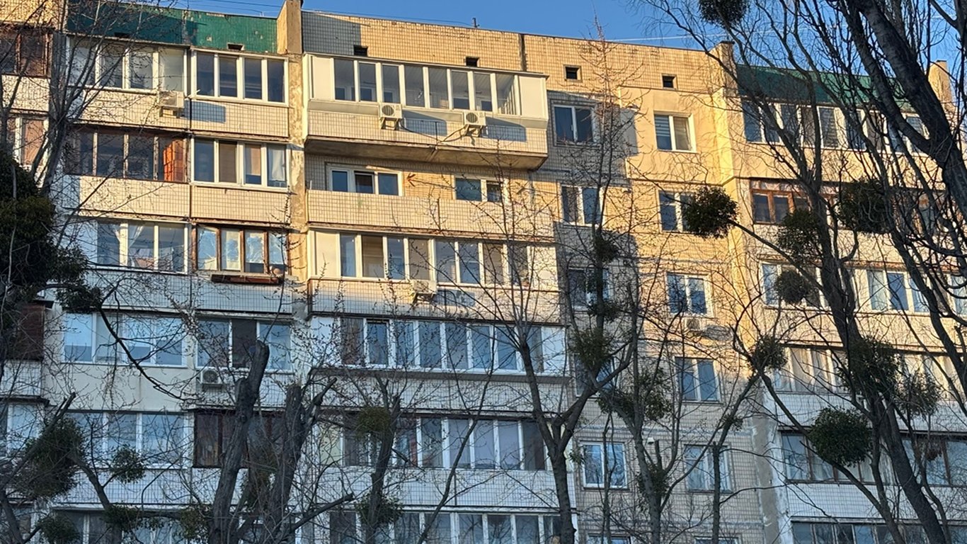 Обмеження безплатної приватизації житла