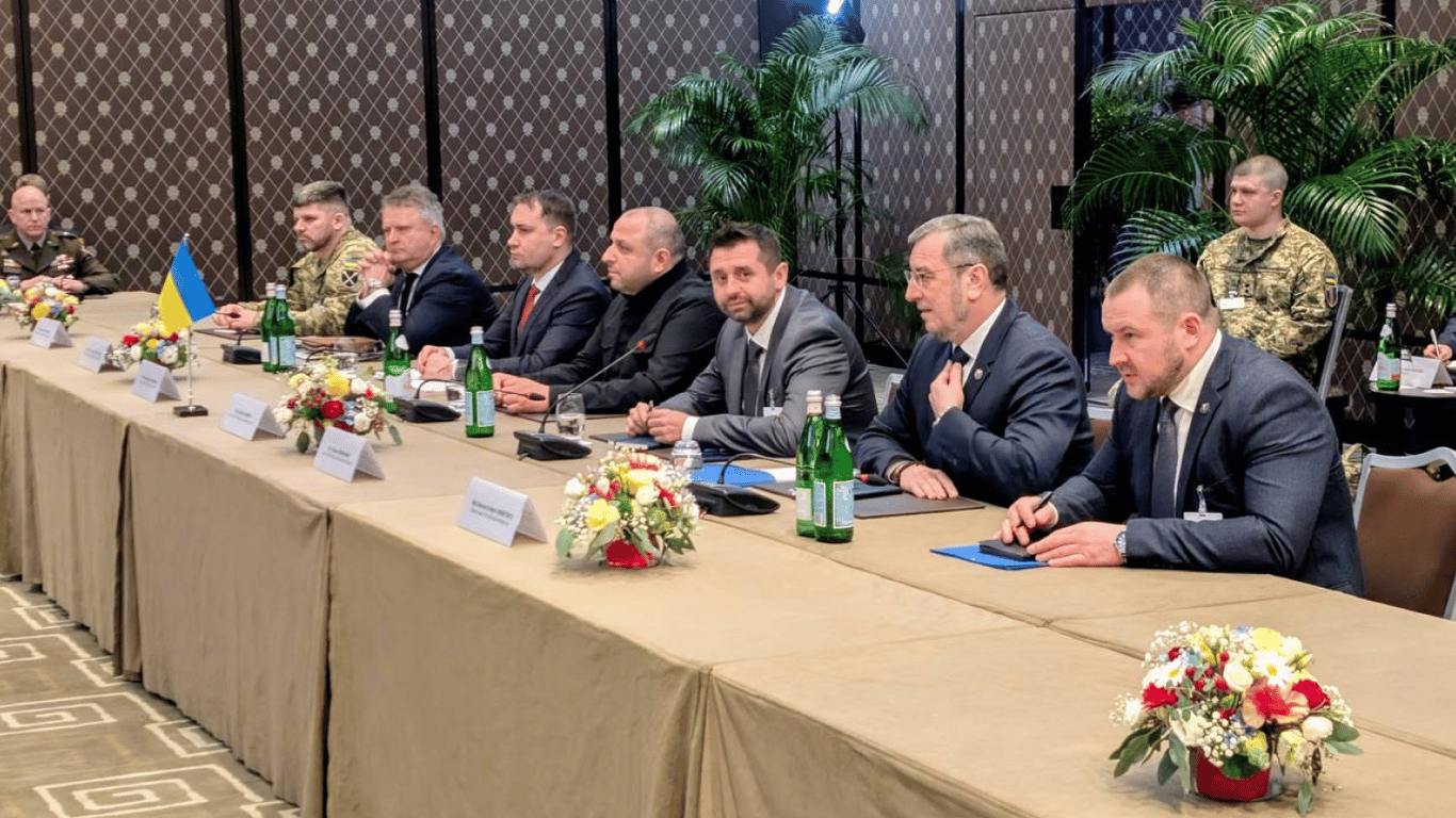 Переговори України, США та Росії