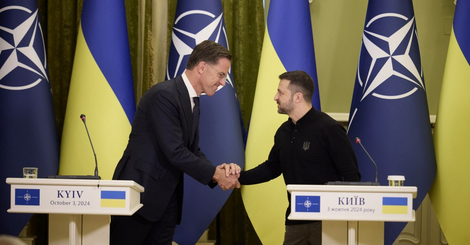 Selenskyj in Brüssel eingetroffen: „Ramstein“-Treffen zur Ukraine-Hilfe steht bevor