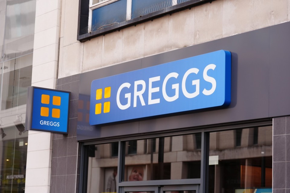 Greggs повертає веганський стейк-бейк: що змінилося в рецепті