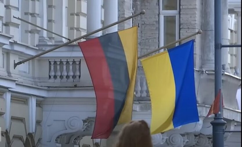 Українцям у Литві поспішати з легалізацією: що змінилося для біженців у Європі