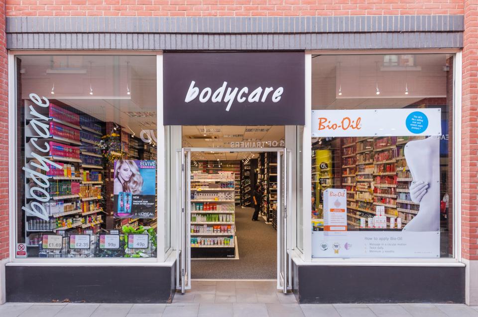У мережі Bodycare закриють 30 магазинів у Британії: повний список адрес