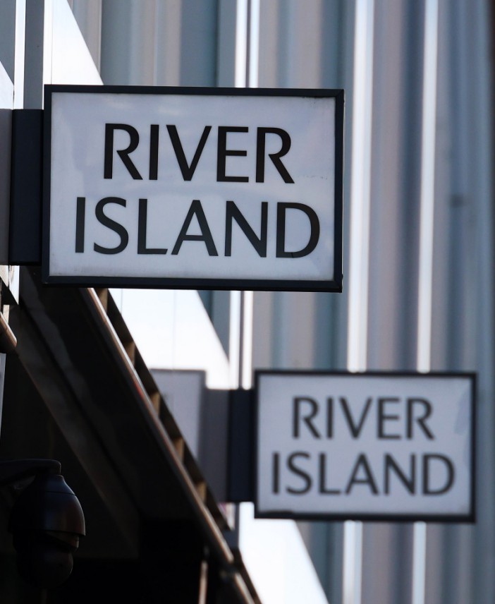Рітейлер River Island закриває 35 магазинів: повний список локацій