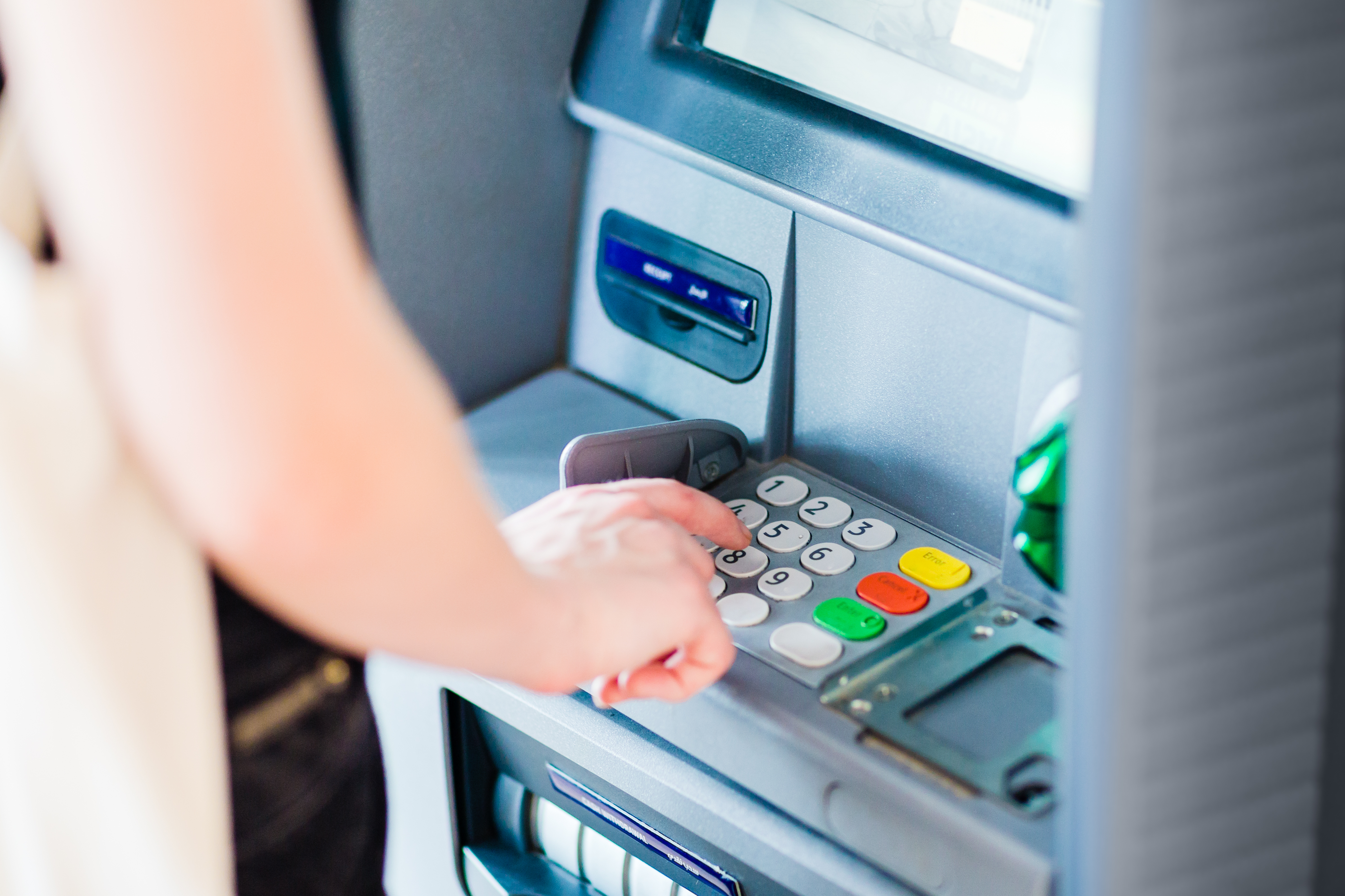 Lloyds Bank запустил кредитную карту для улучшения кредитного рейтинга: как она работает