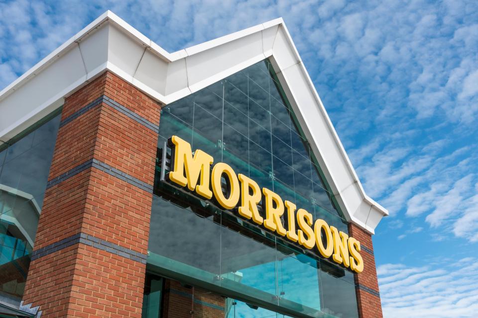 Morrisons різко знижує ціну на різдвяні M&M's: чому варто поспішити