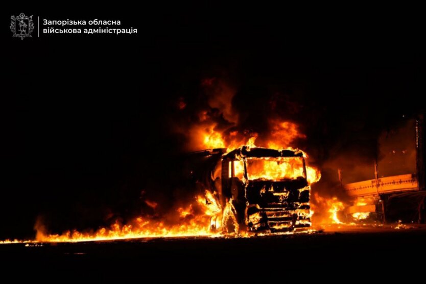 Росіяни атакували Запоріжжя вночі: загинула людина, поранені 13 осіб