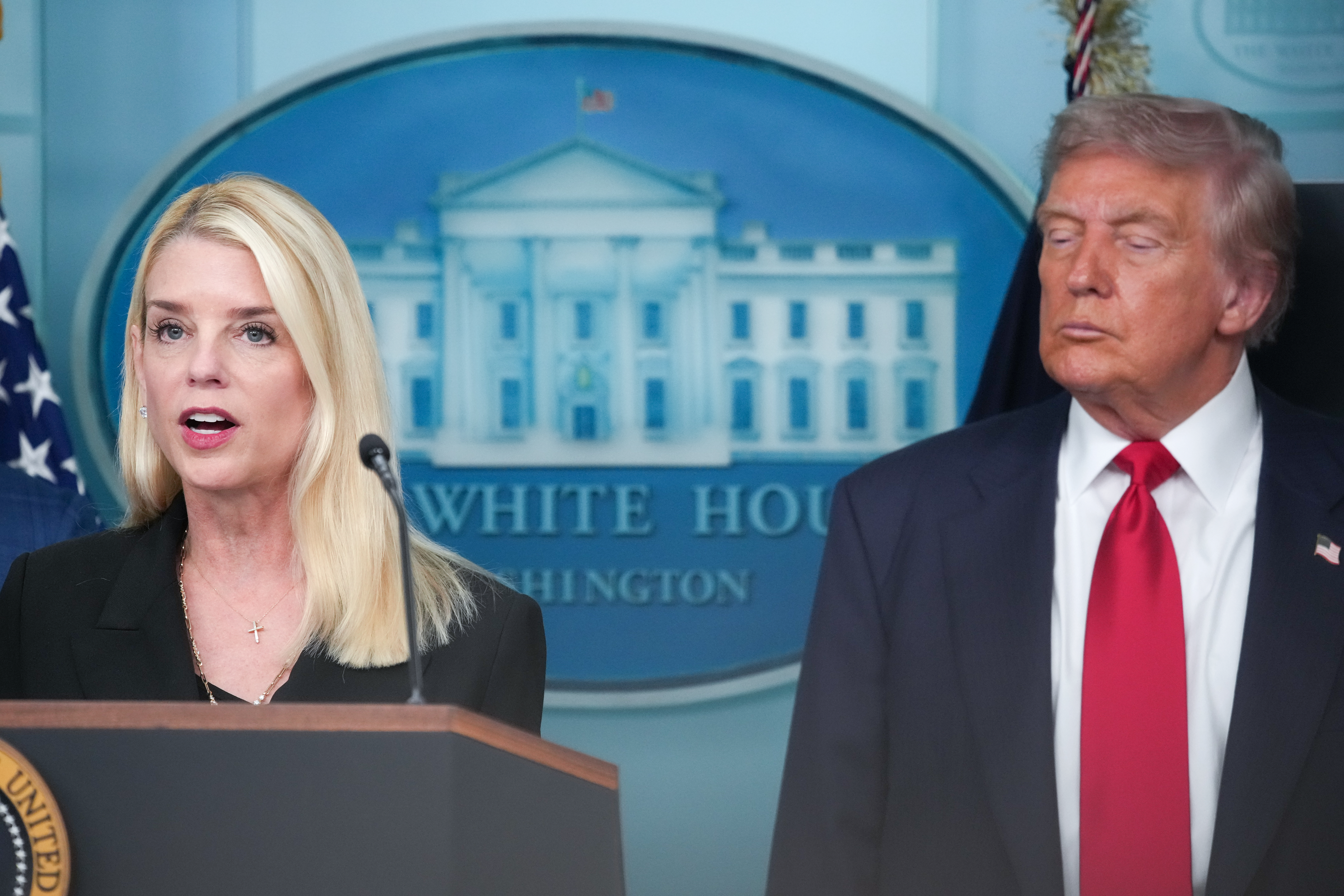 Były urzędnik Departamentu Sprawiedliwości USA oskarżył kolegów o korupcję: nazwiska i szczegóły skandalu