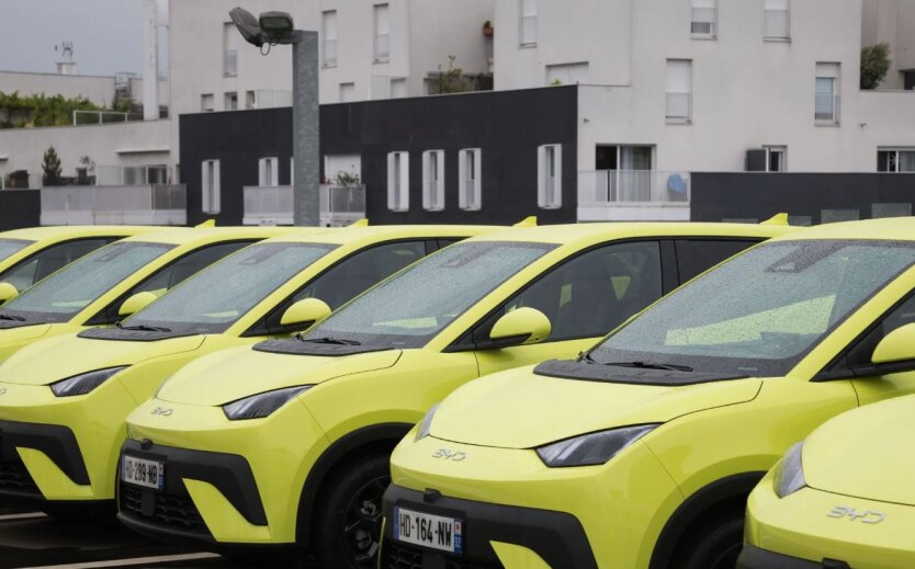 Продажі електромобілів BYD вперше обігнали Tesla в Європі