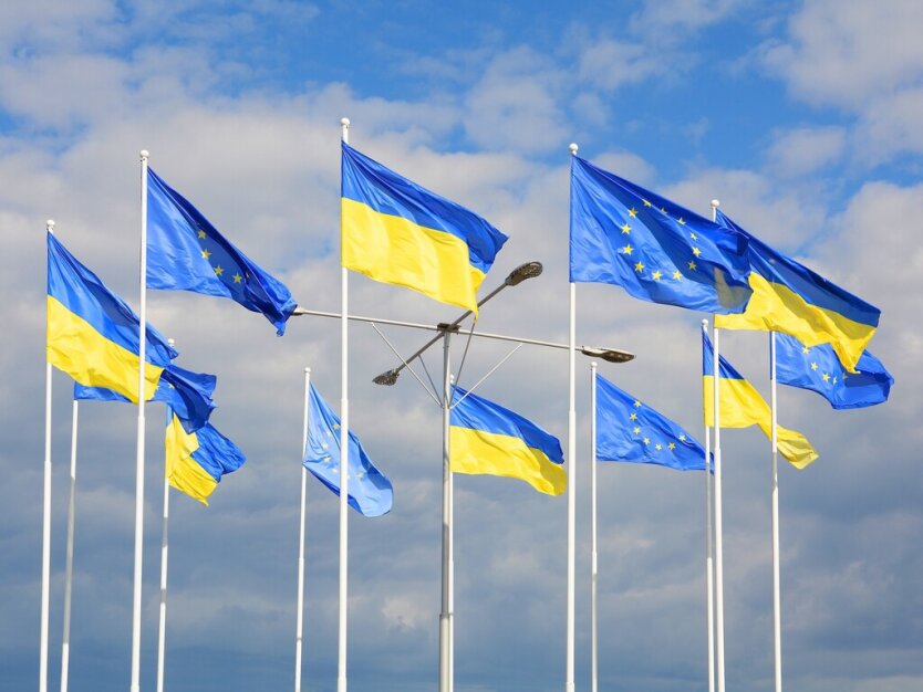 Еврокомиссия готовит финансирование Украины до 2027 года: источники и суммы
