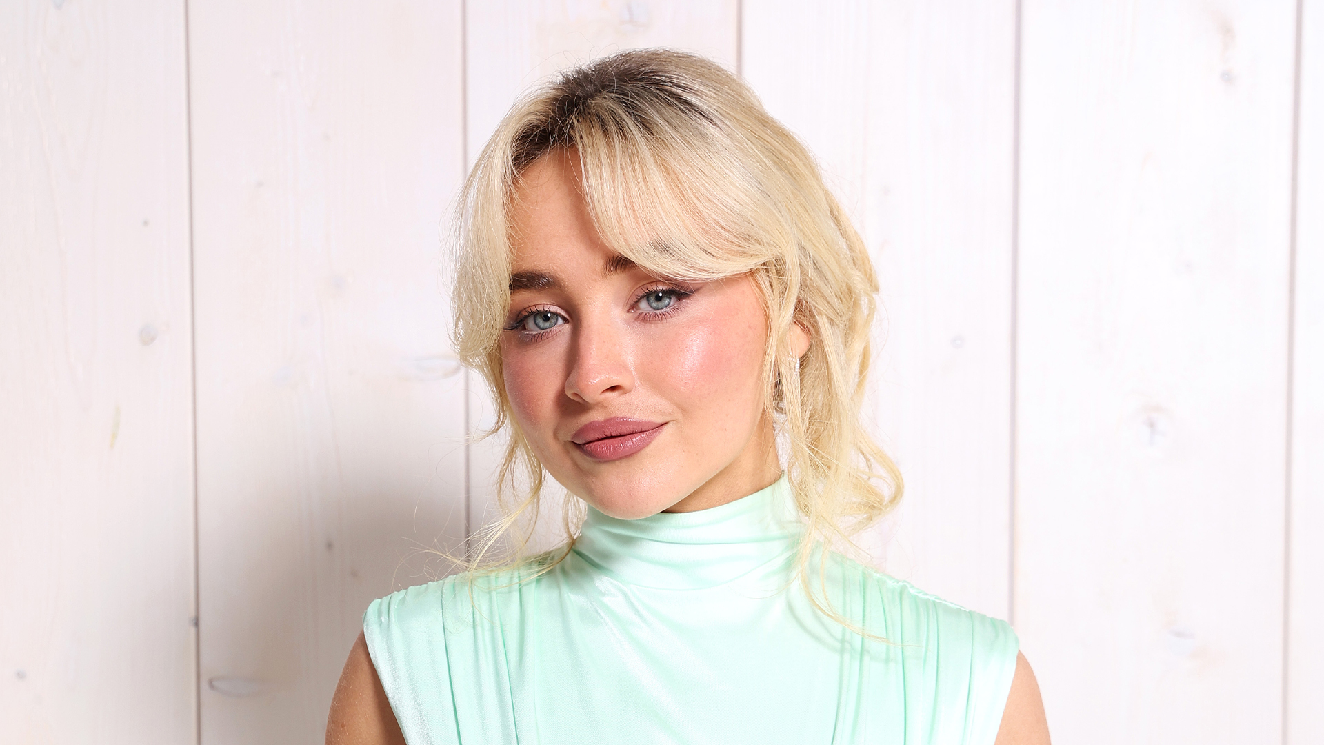 Sabrina Carpenter Lands Leading Role in Alice in Wonderland Musical