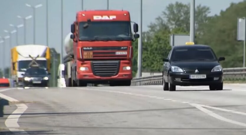 Уряд виділив 2,8 млрд грн на дороги загального користування