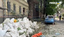 Російська атака на Львів: загинула людина, пошкоджені десятки будинків