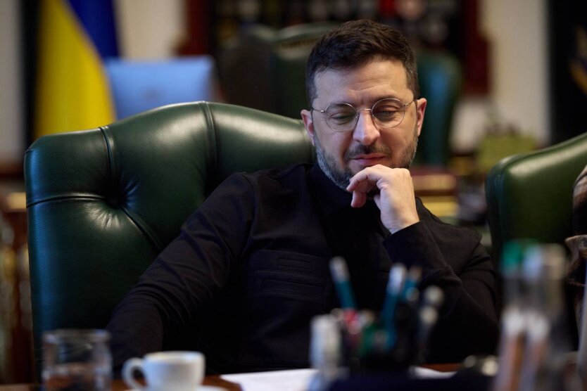 Зеленский провел встречу с армией: как Украина усилит дальние удары