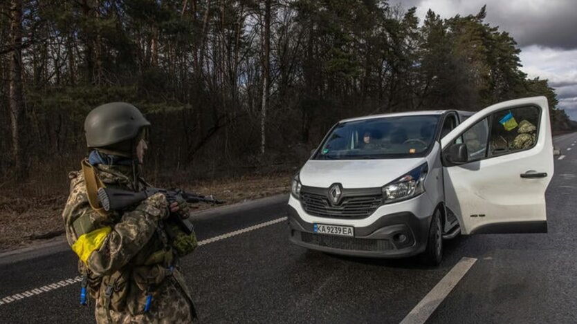 Омбудсмен Лубінець на массовых нарушениях