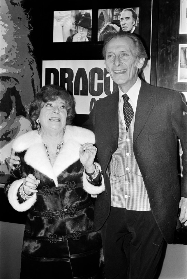 British star of the series Nearest and Dearest died in poverty: the tragic story of Hilda Baker