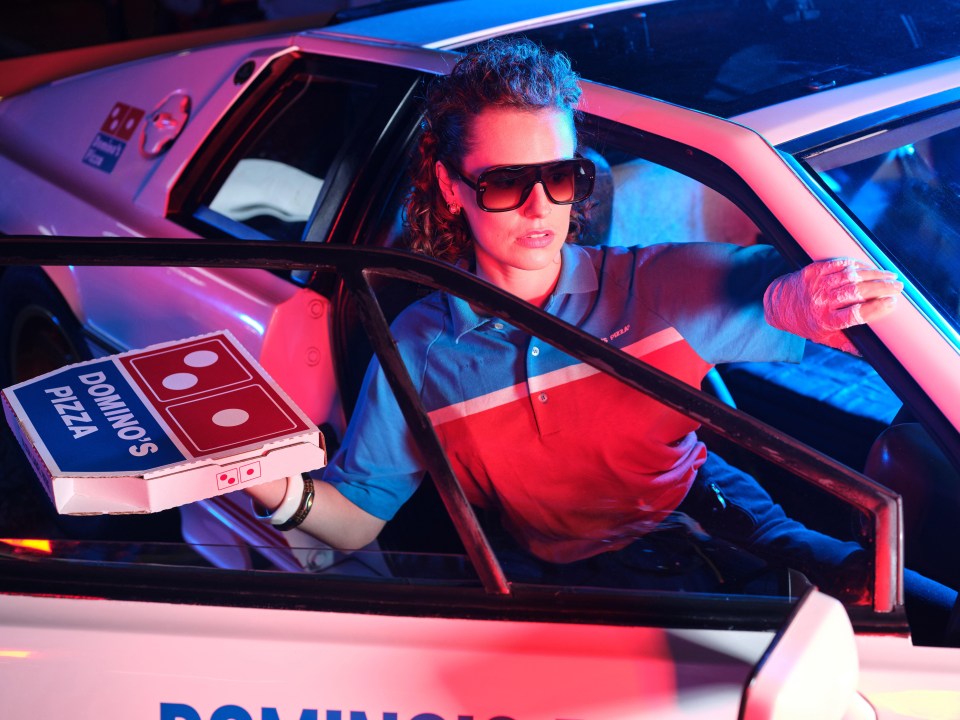 Domino's hat eine limitierte Bekleidungskollektion herausgebracht: Nostalgie der 80er