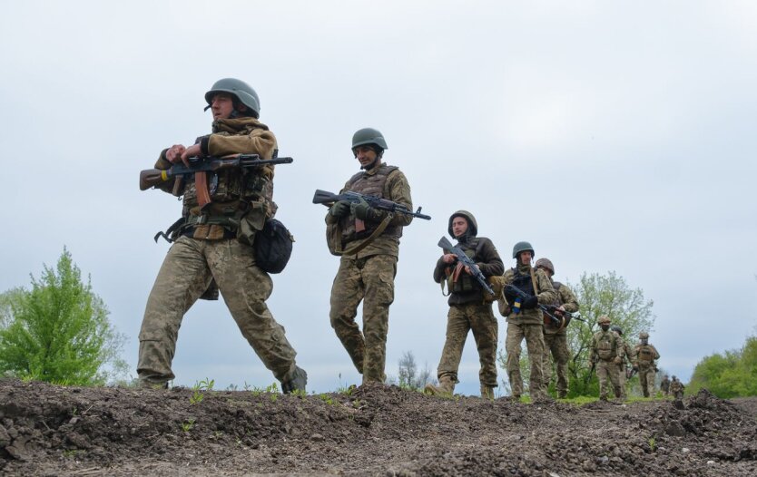 In der Ukraine wird das 'Mobilisierungsalter' angehoben: Wer kommt zuerst auf die Listen