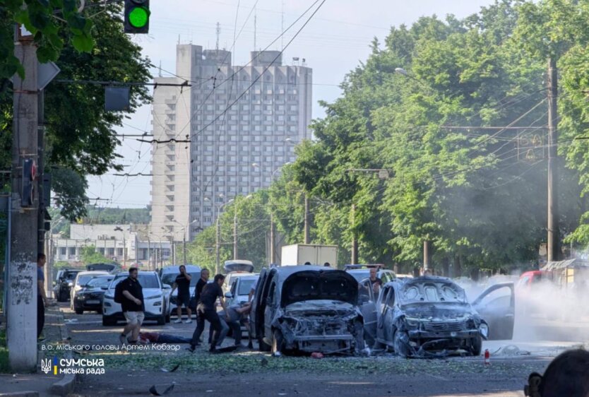 Russia shelled the center of Sumy with MLRS: there are dead and dozens injured
