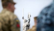 ЄС, США та Канада виділили мільярди на оборону України: що це змінить на фронті