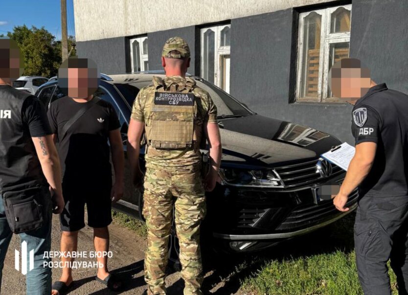 Колишній правоохоронець затриманий за організацію нелегального перетину кордону: деталі схеми
