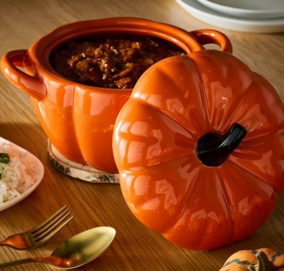 Sainsbury’s verkauft einen Kürbis-Topf für 15 £: eine Alternative zu Le Creuset für 274 £