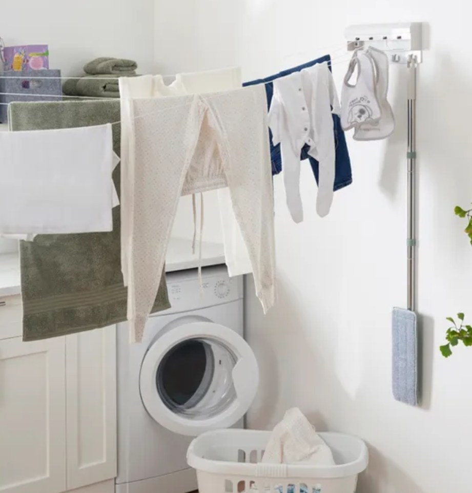Dunelm продає сушарку для одягу за £5: як заощадити на енергорахунках