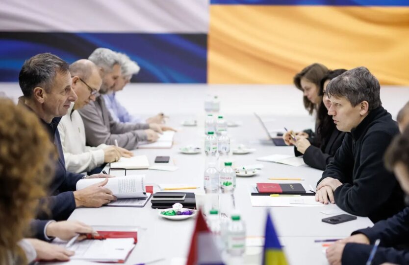 Нидерланды выделили 200 млн евро Украине: на что пойдут средства