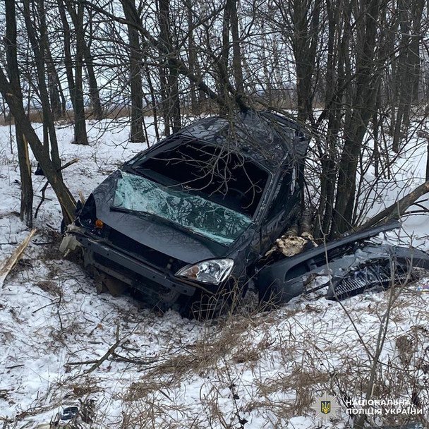 В Харьковской области в аварии погиб грудной ребенок: водитель не справился с управлением