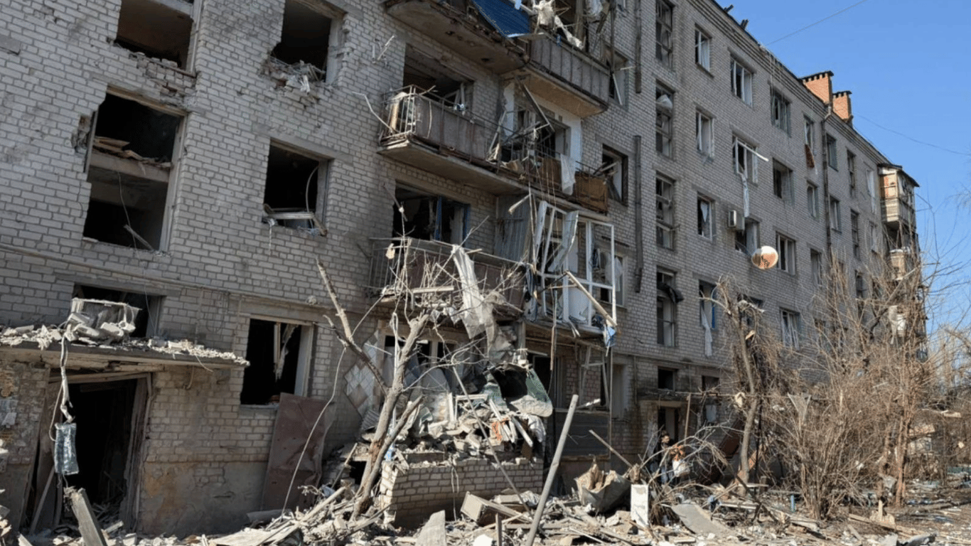 Обстріл Слов'янська, руйнування та жертви