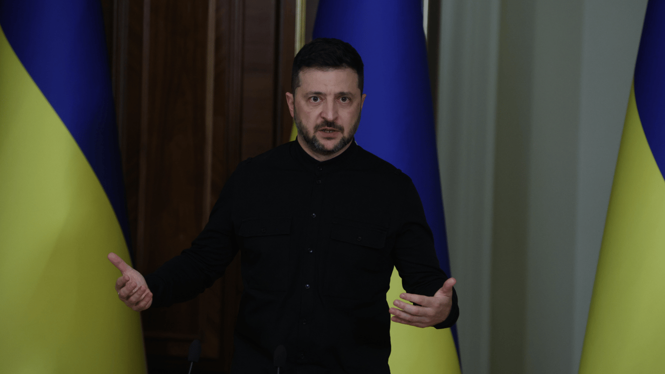 Зеленський говорить про карти України