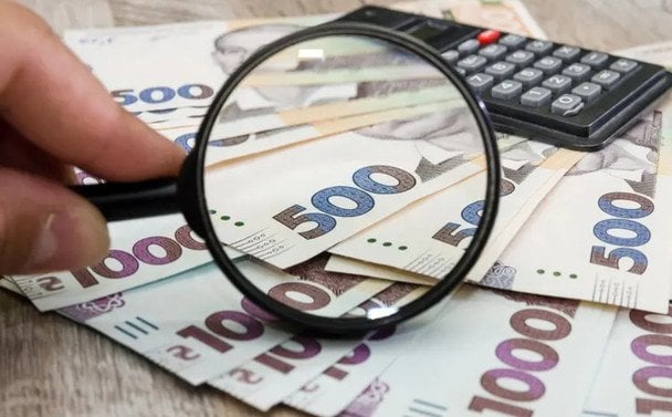 Повышение пенсий в 2026 году: почему прибавка в 12,1% для многих составит лишь 100 гривен
