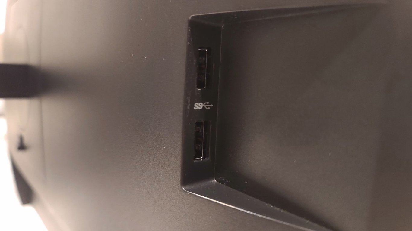 Используем USB-разъемы на мониторе: подключаем периферию с умом