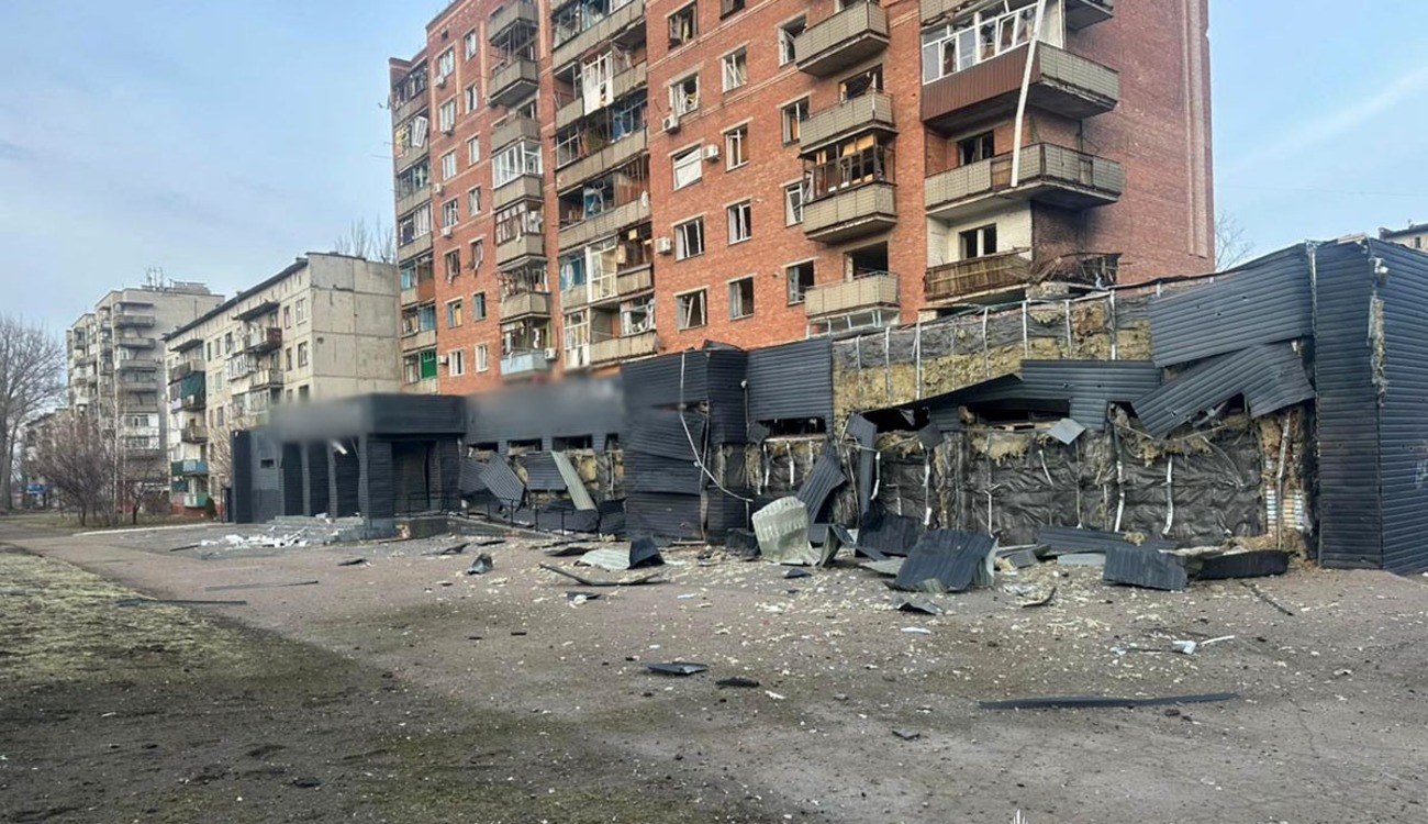 Удар по Донецкой области: десять городов под обстрелом, есть погибшие и разрушения
