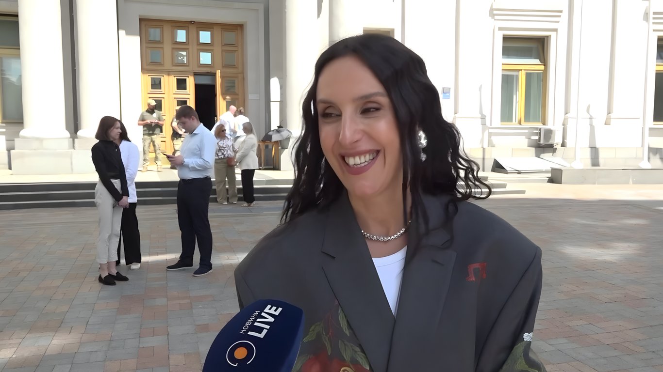 Jamala Recalls Celebrations in Simferopol: Kyiv Marks Crimean Tatar Flag Day